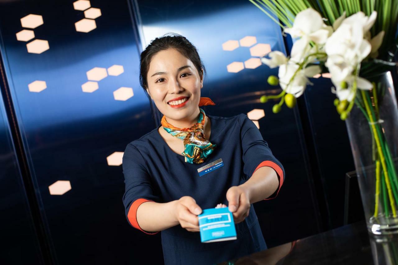 Hampton By Hilton Yixing Renmin Middle Road Branch Hotell Exteriör bild